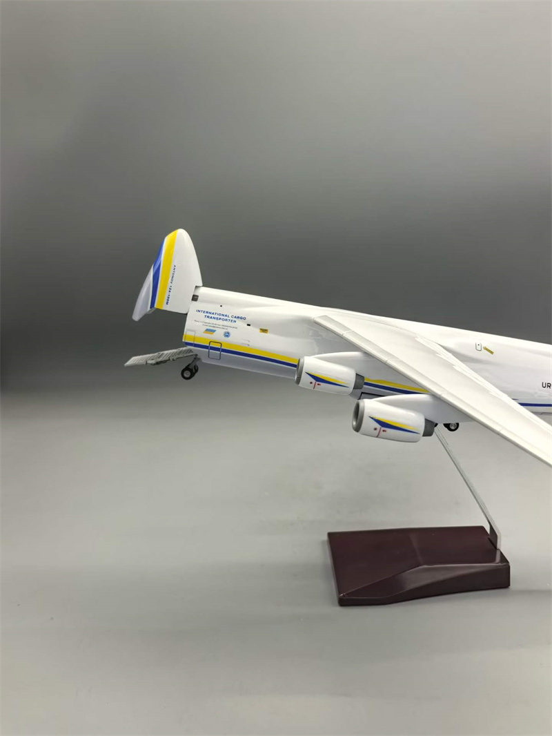 1/165 Ukraine An-124 Transport - огляд і ціна Model Kit Ukraine
