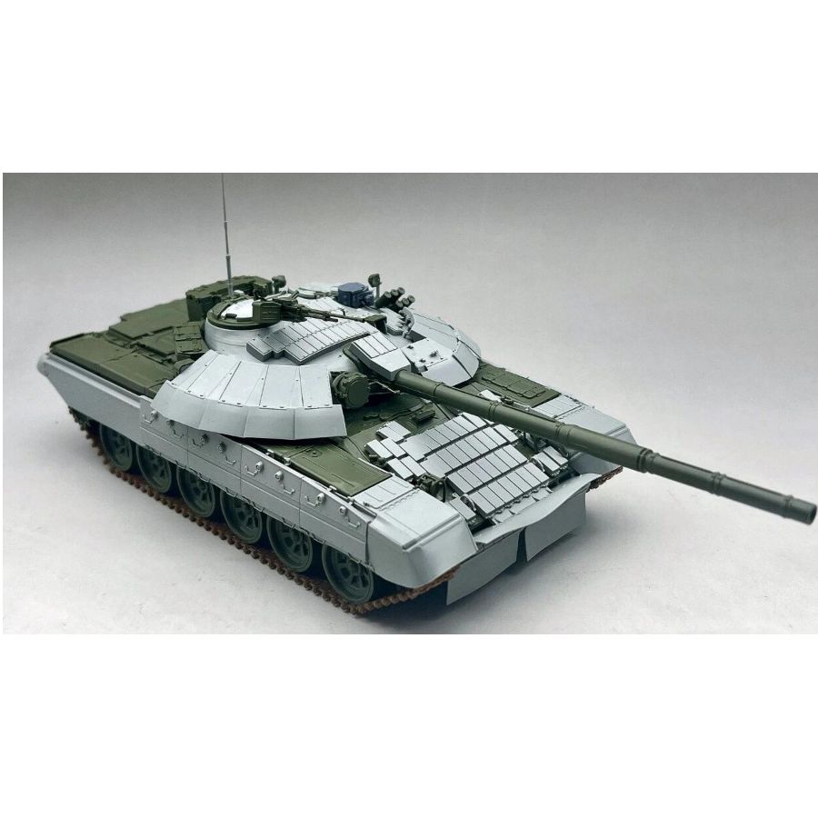 35A067 Amusing 1/35 T-72AMT Uk - огляд і ціна Model Kit Ukraine