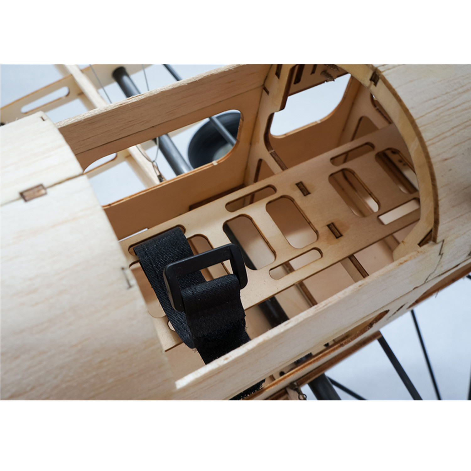 RC AirPlanes Laser Cut Balsa W - огляд і ціна Model Kit Airplane