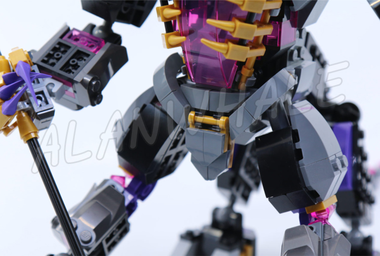 689pcs Shinobi Crystal King Po - огляд і ціна Model Kit Anubis